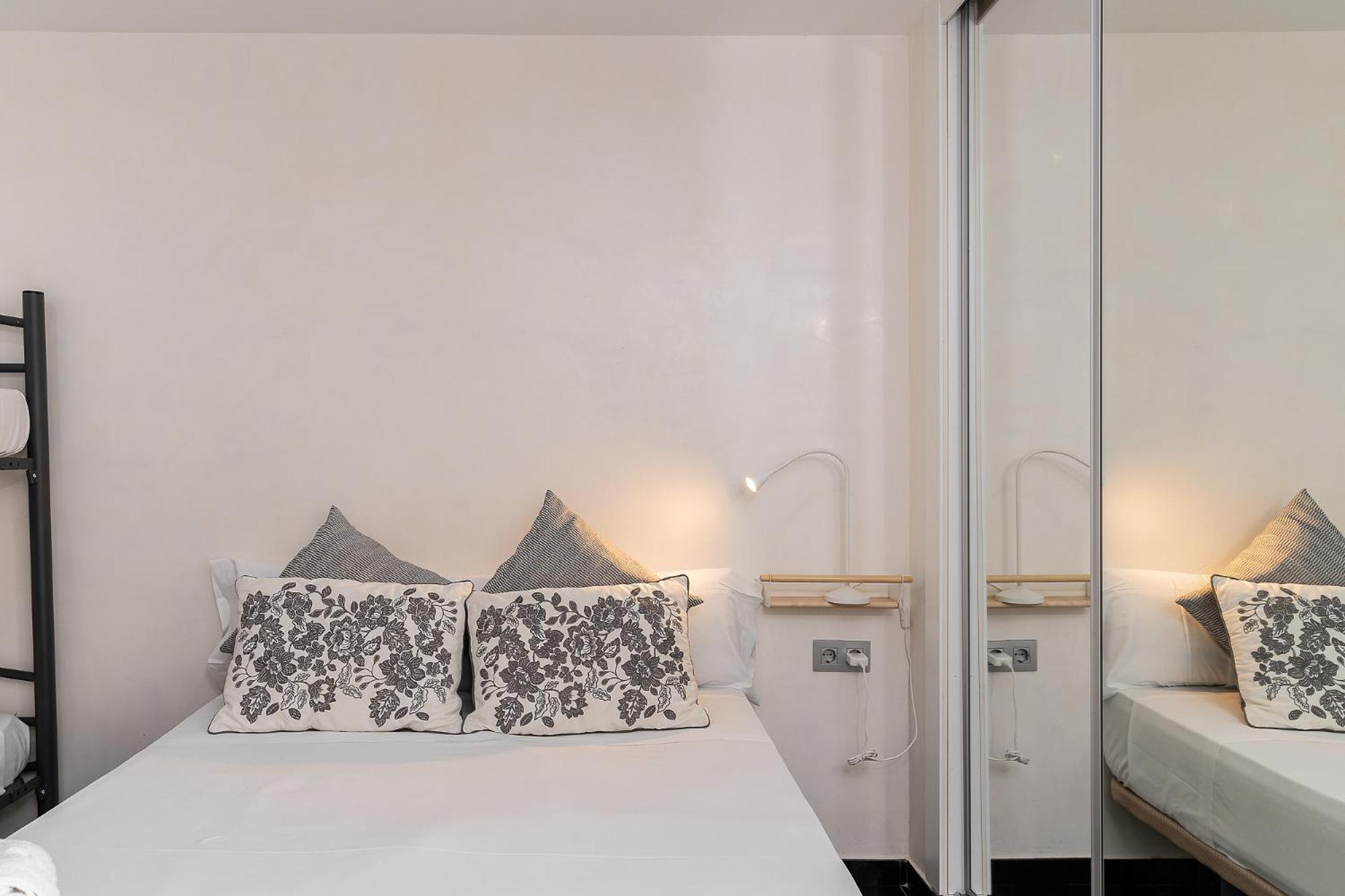 Blonzu Angola Apartment เบนัลมาเดนา ภายนอก รูปภาพ