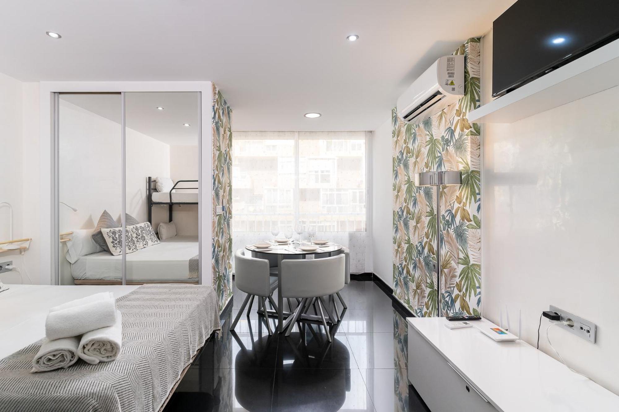 Blonzu Angola Apartment เบนัลมาเดนา ภายนอก รูปภาพ