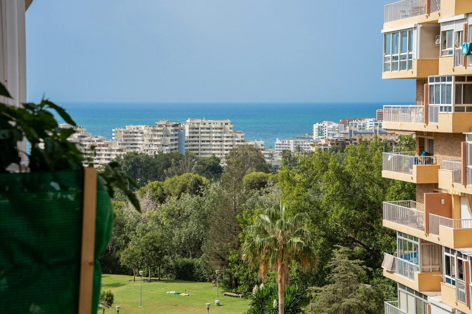 Blonzu Angola Apartment เบนัลมาเดนา ภายนอก รูปภาพ