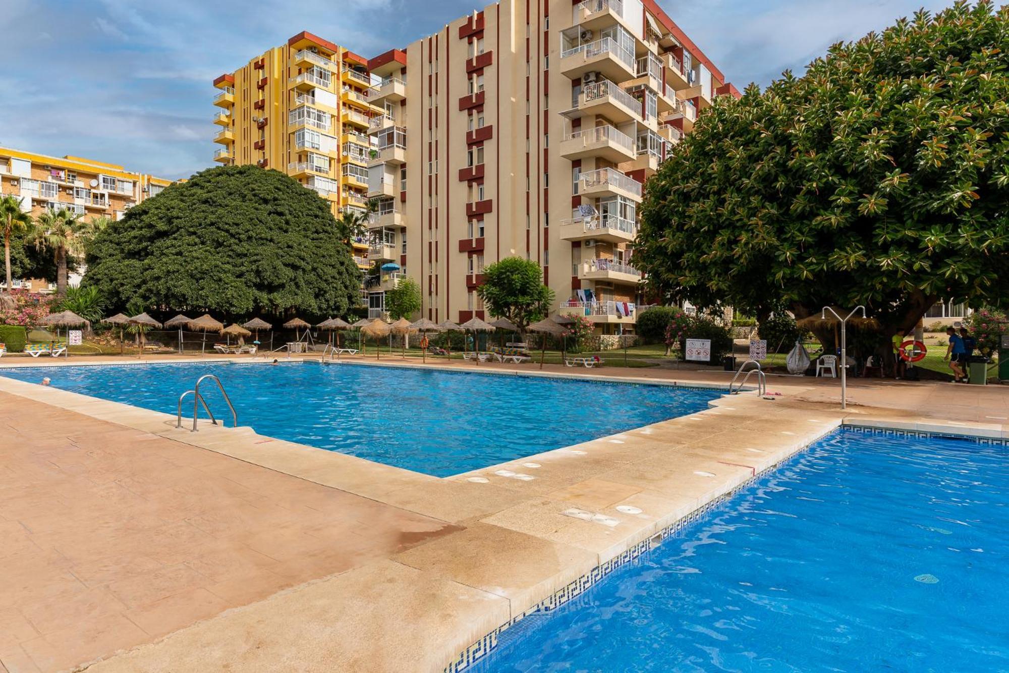 Blonzu Angola Apartment เบนัลมาเดนา ภายนอก รูปภาพ