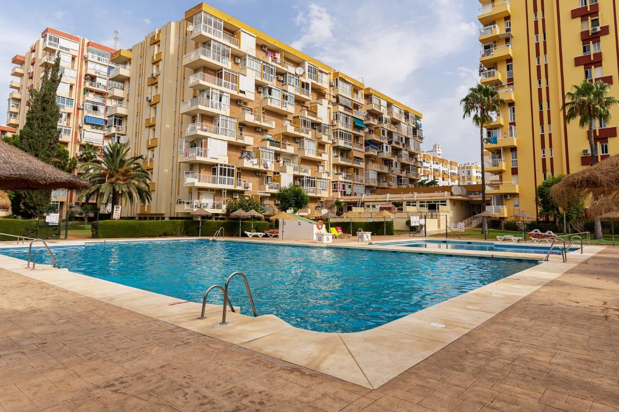 Blonzu Angola Apartment เบนัลมาเดนา ภายนอก รูปภาพ